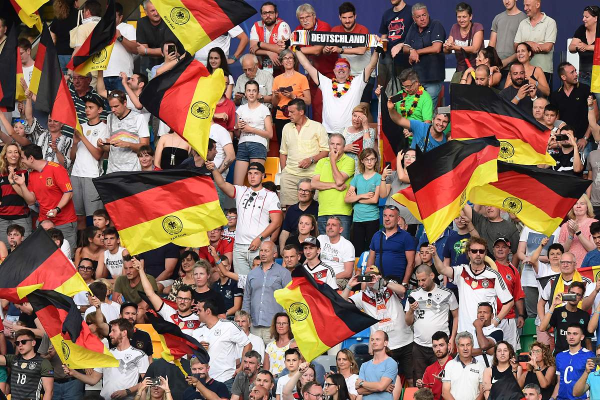 开云体育官方-关于热血四射的足球盛事吸引无数关注和期待的信息