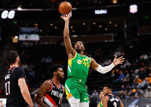 开拓者主场惜败太阳，唐-米切尔砍下30分的简单介绍