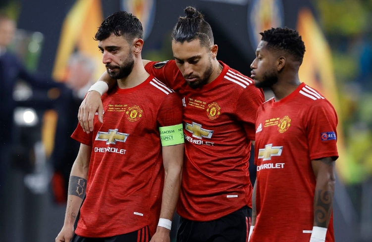 开云体育教练-塞维利亚惨败于对手，积分榜掉队