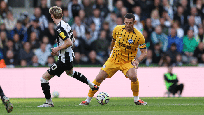 布莱顿在英格兰顶级联赛中获得关键胜利