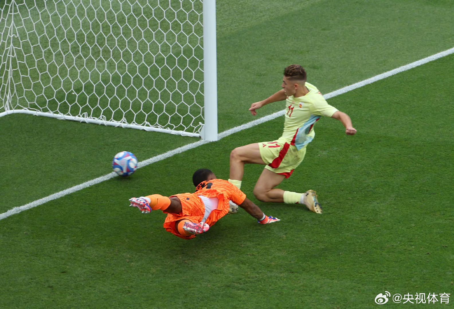 国际足坛欧洲国家杯赛坎坷过程 国际足坛欧洲国家杯赛坎坷过程