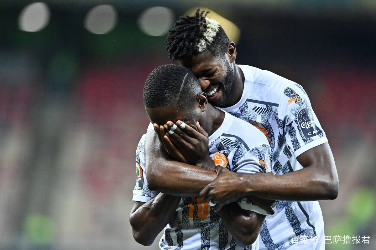 关于阿尔及利亚客场不敌突尼斯，遭遇挫折的信息