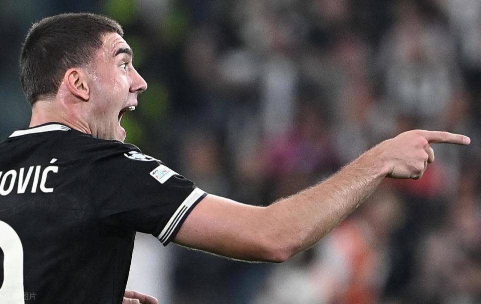 尤文图斯冲刺四强!欧冠赛场传奇争霸 尤文图斯冲刺四强!欧冠赛场传奇争霸