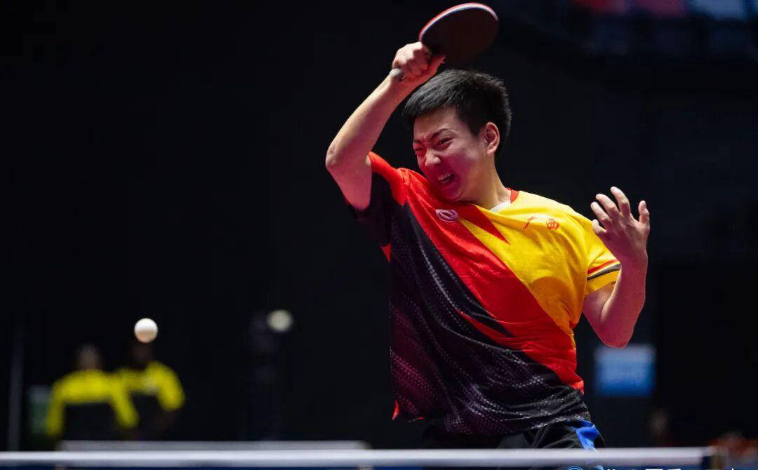 开云体育网页版-投资一博：乒乓球比赛中选手们拼尽全力的简单介绍
