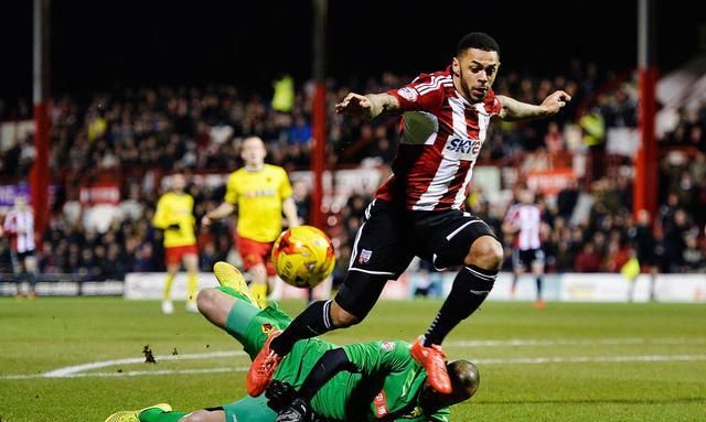 关于雷丁客场惨遭溃败，保级形势严峻的信息