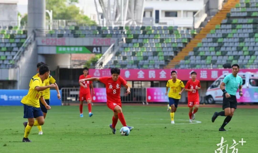 开云体育官网app-胜负难分的国内足球比赛，球队实力丝毫不弱的简单介绍