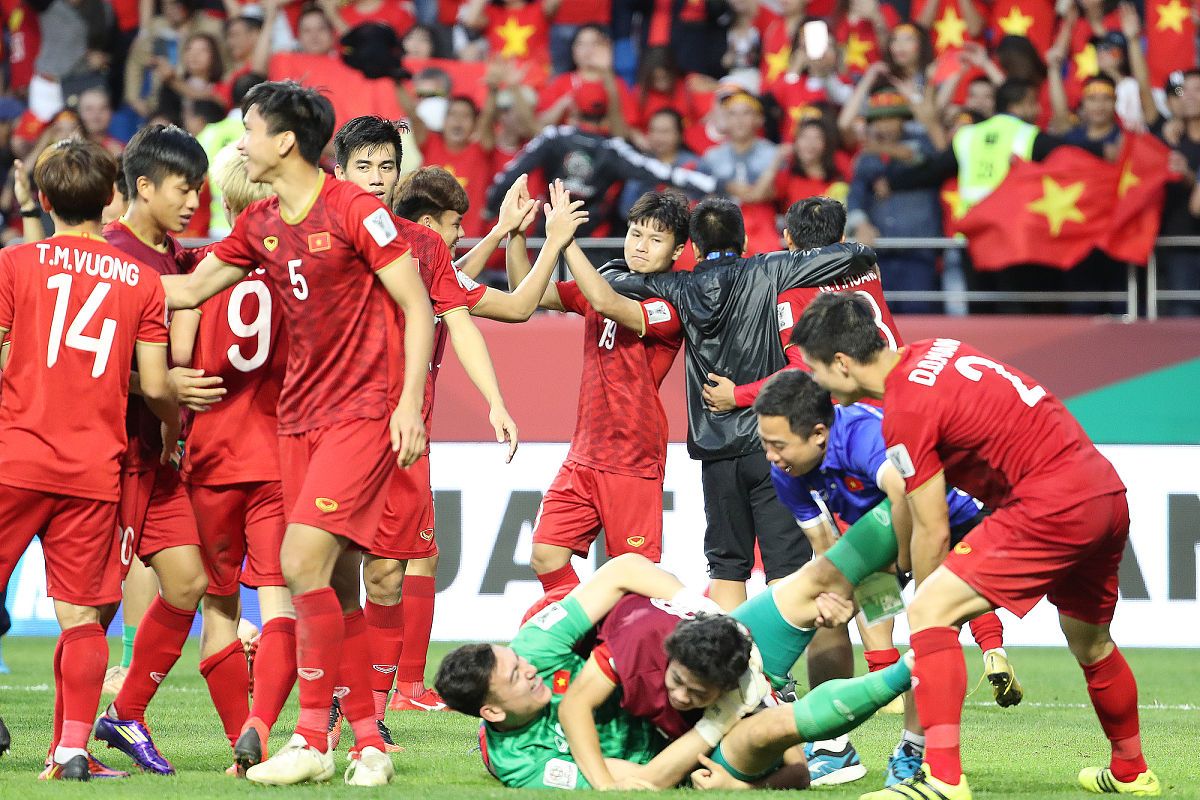 球场上激情飞扬亚洲球队不可阻挡的简单介绍