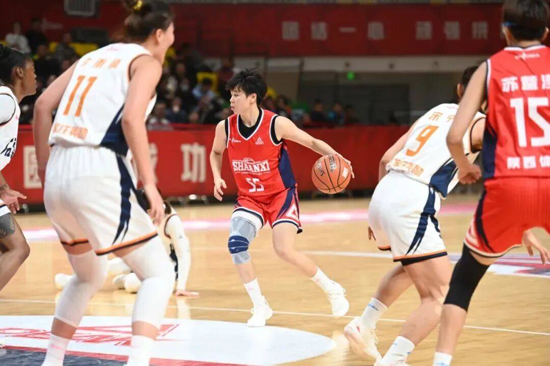 浙江女篮迎战陕西队，主场之争